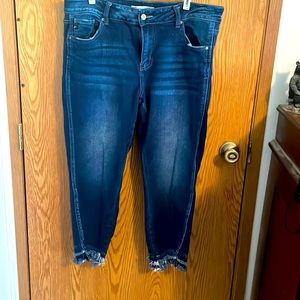 KanCan skinny jean’s distressed legs